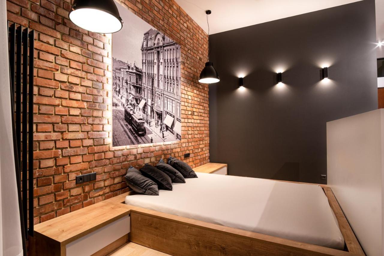 Your Aparts - Lofty Scheiblera Apartment